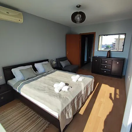 Apartmán Panorama Marina & Grand - Premium Sea Viev *